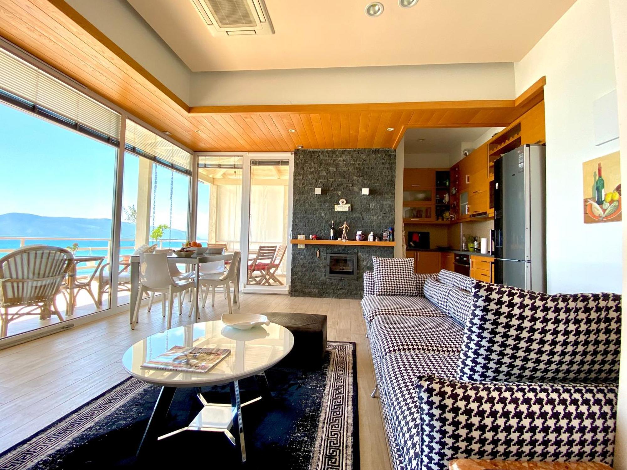 Eka Luxury Two-Bedroom Seaview Apartment Вльора Екстер'єр фото